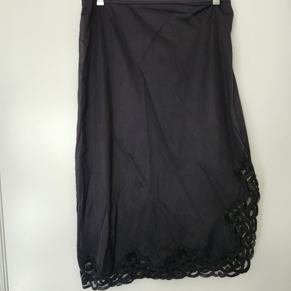 Vintage Black Slip Skirt Lace Trim Side Slit Size Small - Picture 5 of 9